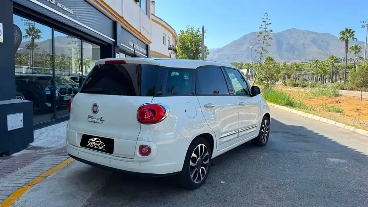 Usado Fiat 500L Lounge 95 CV (69 kW) 2019 Blanco Monovolumen