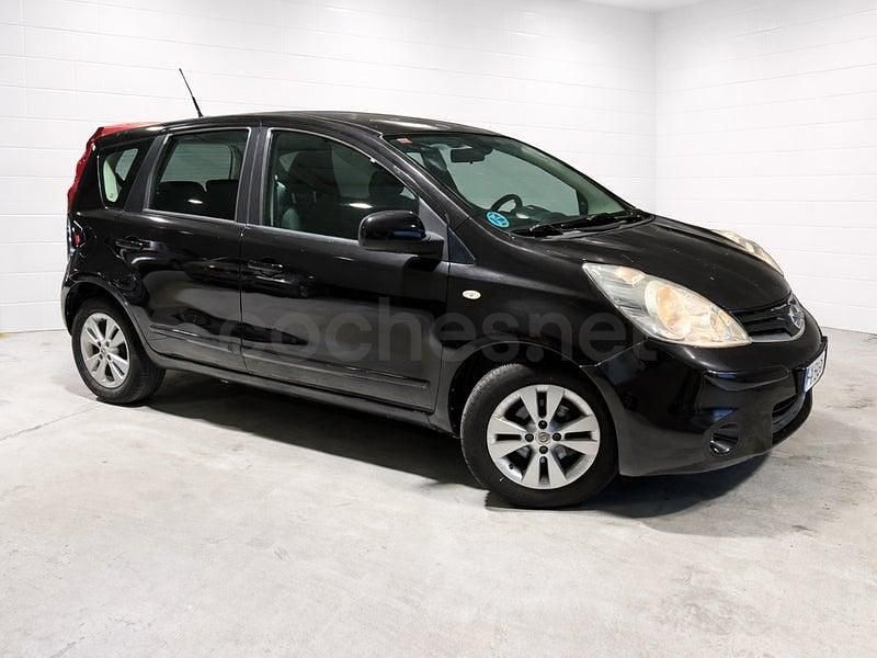Usado Nissan Note Acenta+ 88 CV (64 kW) 2010 Negro Utilitario