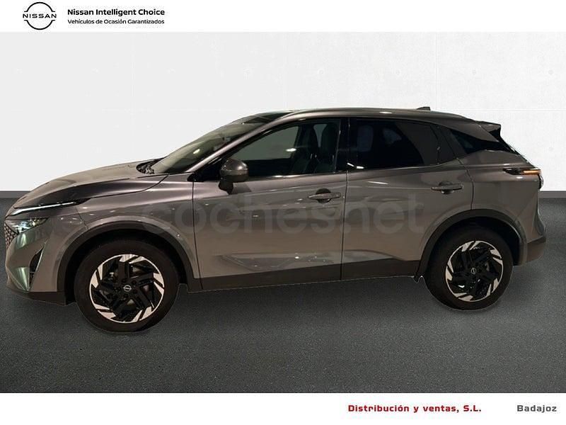 Usado Nissan Qashqai N-Connecta 140 CV (102 kW) 2025 Gris / plata SUV