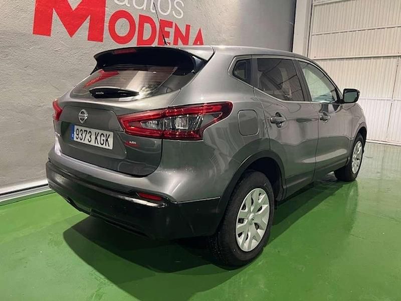 Usado Nissan Qashqai Acenta 131 CV (96 kW) 2017 Gris SUV