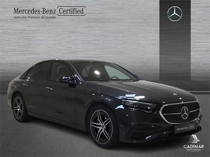 Usado Mercedes E220 197 CV (144 kW) 2025 Gris Berlina