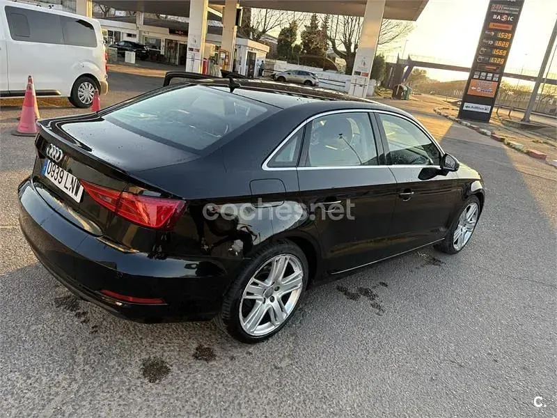 Usado Audi A3 S-Line 150 CV (110 kW) 2015 Negro Berlina