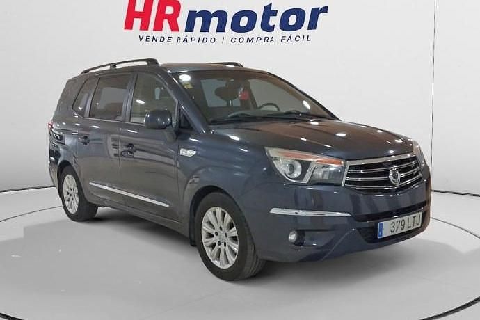 Usado 2014 Ssangyong (KGM) Rodius Monovolumen | 12.410 € (Precio justo) - Imagen 1/4