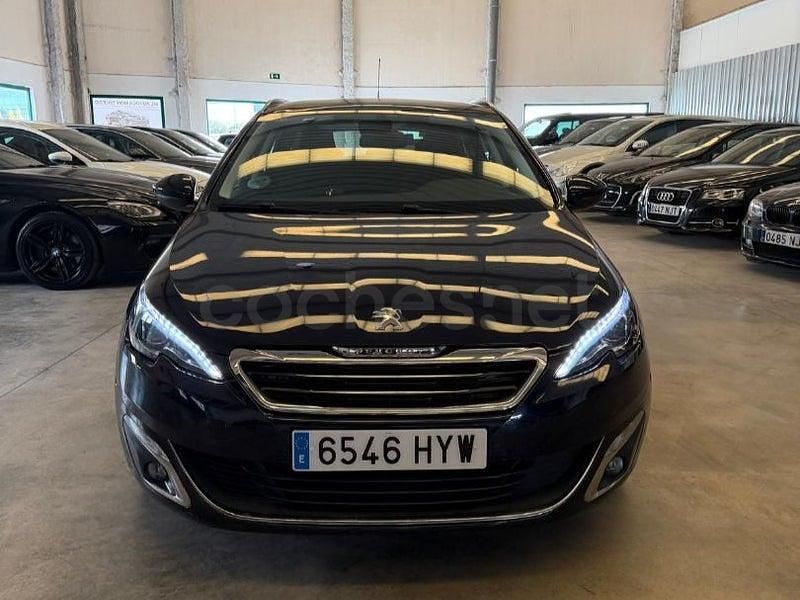 Usado Peugeot 308 SW Allure 150 CV (110 kW) 2014 Negro Familiar
