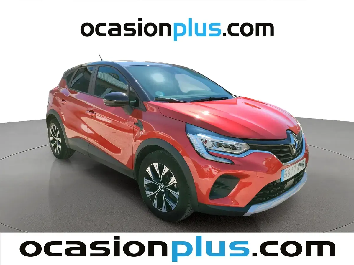 Usado Renault Captur Equilibre 101 CV (74 kW) 2023 Rojo SUV