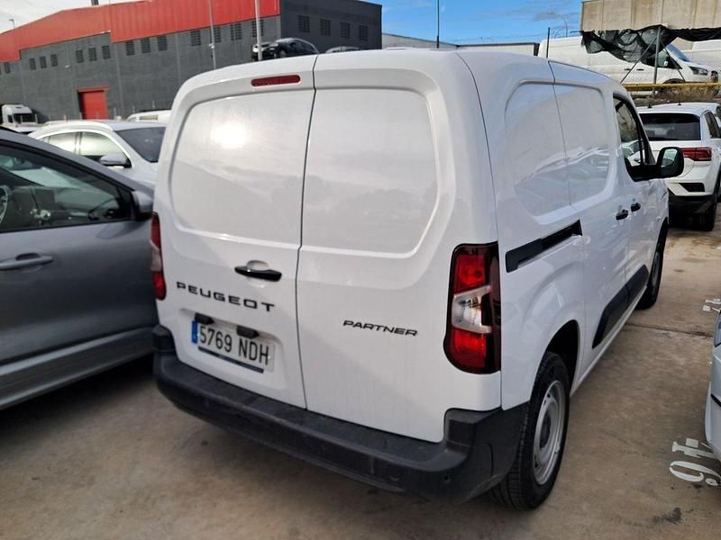 Usado Peugeot Partner 102 CV (75 kW) 2025 Blanco Monovolumen