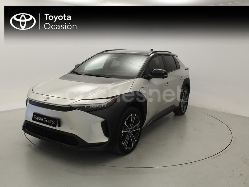 Plateado Usado 2025 Toyota bZ4X Plus SUV | 43.925 € (Precio justo) - Imagen 1/4