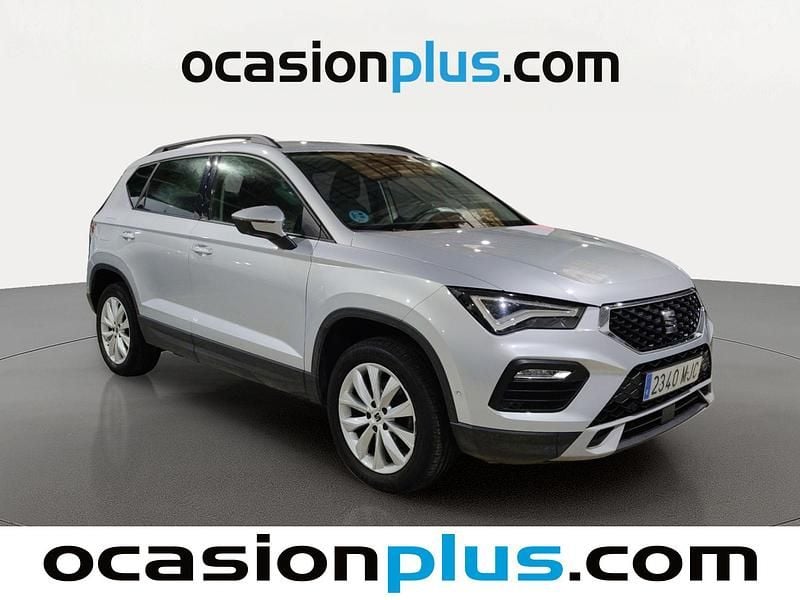 Usado Seat Ateca Style 150 CV (110 kW) 2023 Gris plata SUV