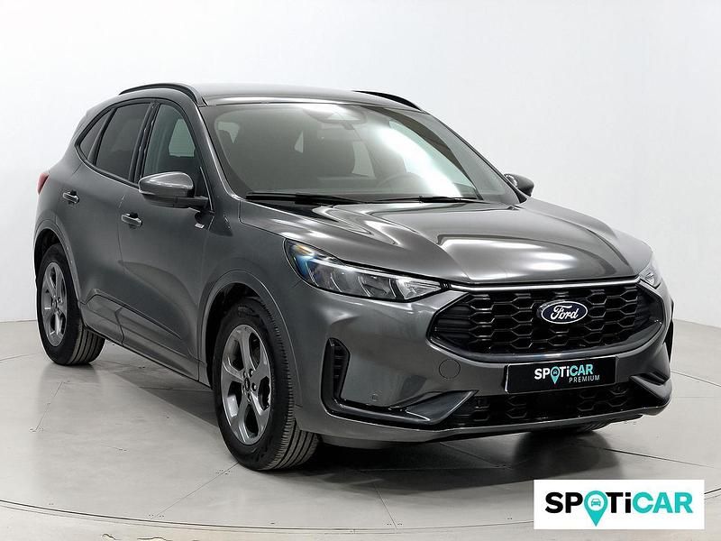 Gris Usado 2025 Ford Kuga ST-Line SUV | 26.500 € (Un poco caro) - Imagen 1/4