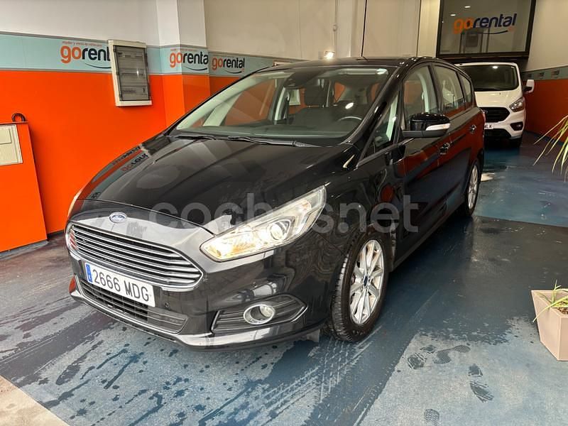 Usado Ford S-MAX Trend 120 CV (88 kW) 2018 Negro Monovolumen