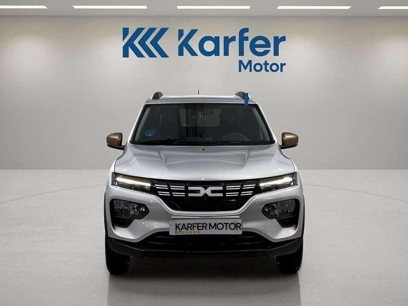 Usado Dacia Spring Extreme 47 kW (64 CV) 2023 Gris Utilitario