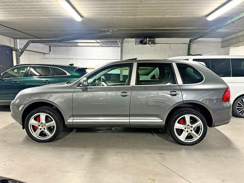 Usado Porsche Cayenne Turbo 450 CV (330 kW) 2004 Gris / plata SUV