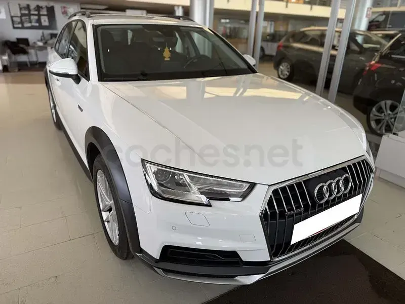 Usado Audi A4 Allroad Premium 190 CV (139 kW) 2018 Blanco Familiar