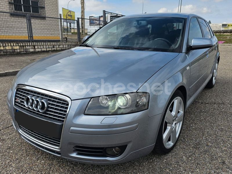 Violeta / lila Usado 2006 Audi A3 Sportback Ambition Berlina | 7500 € (Precio justo) - Imagen 1/4