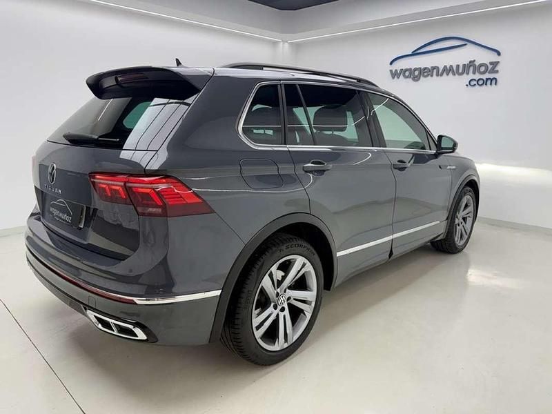 Usado VW Tiguan R-line 150 CV (110 kW) 2022 Gris SUV