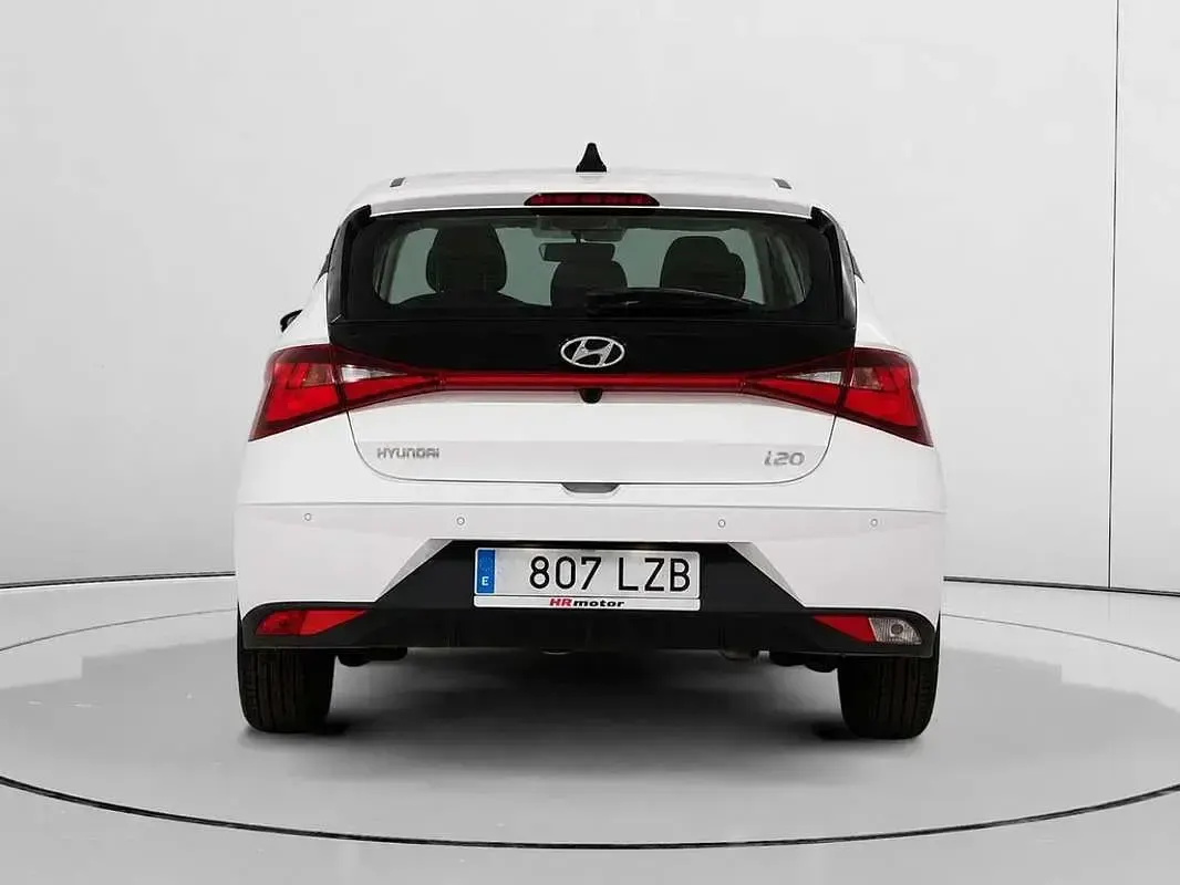 Usado Hyundai i20 101 CV (74 kW) 2022 Blanco Utilitario