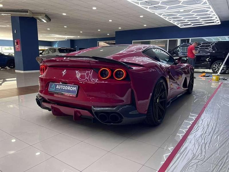 Usado Ferrari 812 800 CV (588 kW) 2019 Rojo Coupe