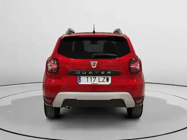 Usado Dacia Duster Prestige 100 CV (73 kW) 2022 Rojo SUV