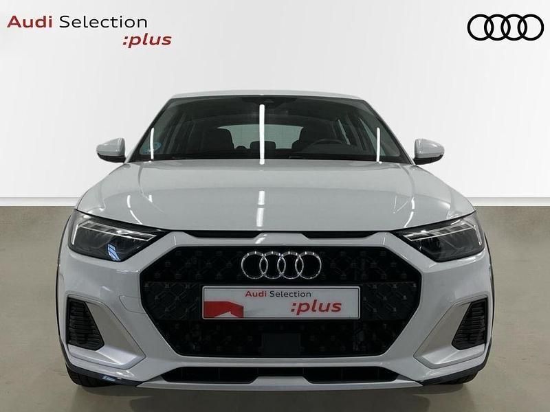 Usado Audi A1 Comfort 150 CV (110 kW) 2022 Blanco SUV