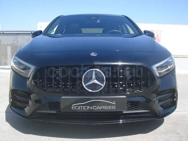 Usado Mercedes A35 AMG 306 CV (225 kW) 2022 Negro Berlina