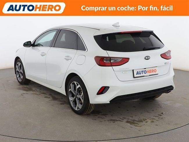 Usado Kia Ceed 136 CV (100 kW) 2021 Blanco Utilitario