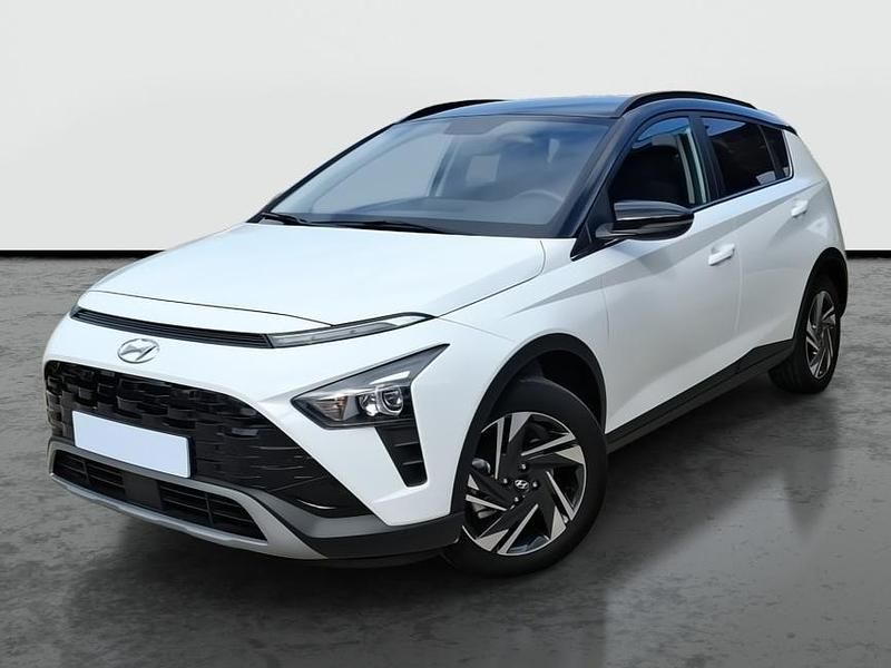 Blanco atlas (techo negro) Usado 2024 Hyundai Bayon Blackline SUV | 19.990 € (Un poco caro) - Imagen 1/4