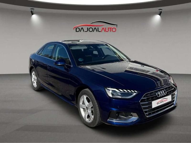 Usado Audi A4 Advanced Plus 136 CV (100 kW) 2022 Azul Berlina