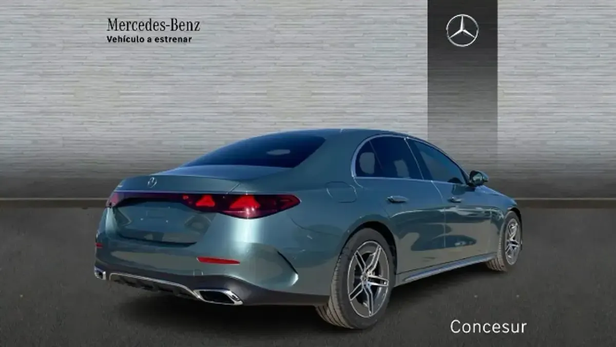 Usado Mercedes E220 197 CV (144 kW) 2026 Verde Berlina