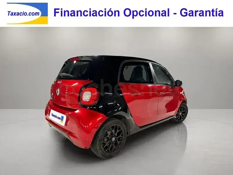 Usado Smart ForFour 90 CV (66 kW) 2019 Granate Utilitario