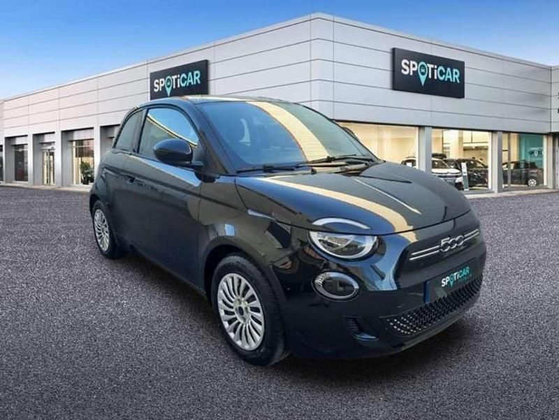 Usado Fiat 500e Action 69 kW (95 CV) 2023 Negro Berlina