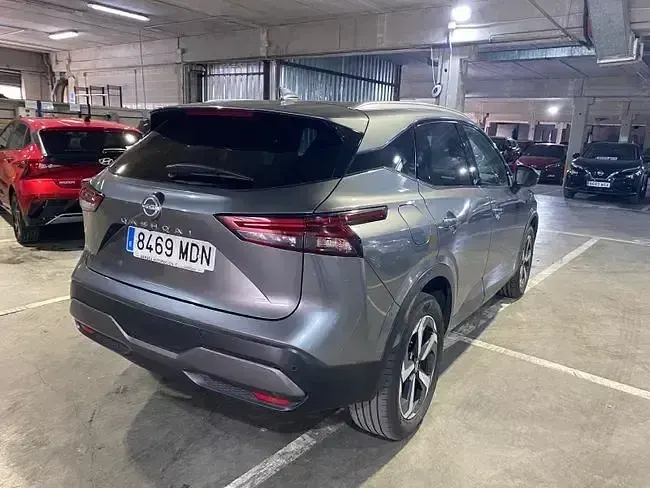 Usado Nissan Qashqai N-Connecta 140 CV (102 kW) 2023 Gris SUV