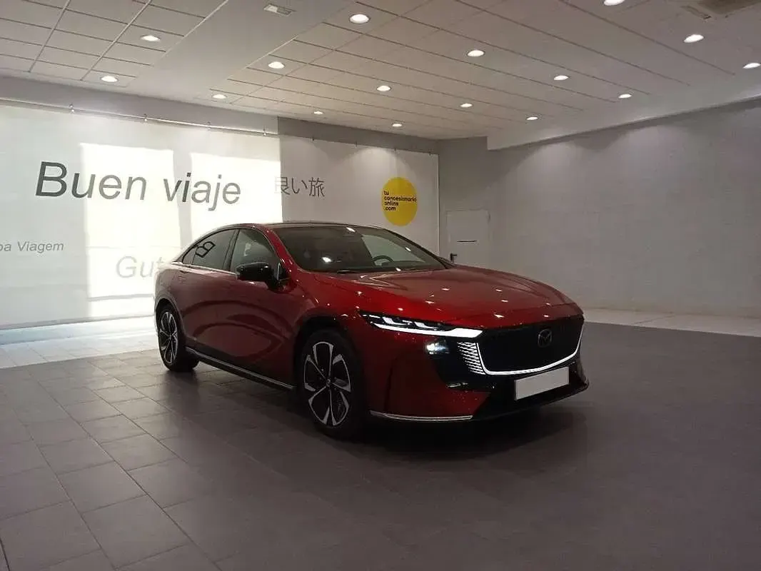 Usado Mazda 6e Takumi-Line 180 kW (245 CV) 2025 Rojo Berlina