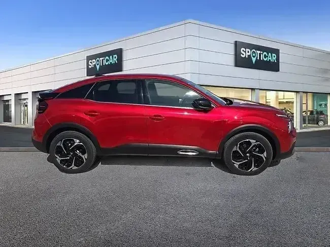 Usado Citroën C4 131 CV (96 kW) 2023 Rojo SUV