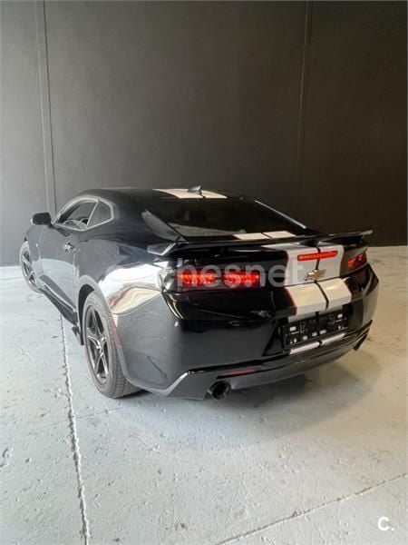 Usado Chevrolet Camaro 405 CV (297 kW) 2015 Negro Coupe