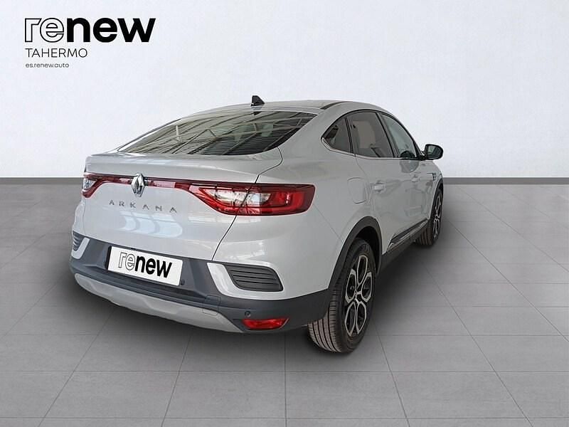 Usado Renault Arkana Zen 140 CV (102 kW) 2023 Blanco SUV