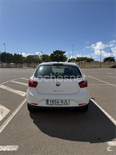 Usado Seat Ibiza Copa 75 HP (55 kW) 2012 Branco Sedan