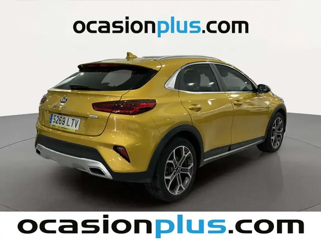 Usado Kia XCeed 160 CV (117 kW) 2021 Amarillo SUV