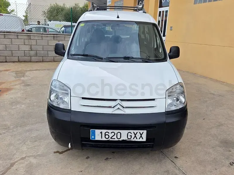Usado Citroën Berlingo 75 CV (55 kW) 2010 Blanco Monovolumen