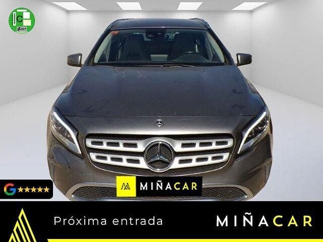 Gris / plata Usado 2019 Mercedes GLA200 SUV | 23.890 € (Buen precio) - Imagen 1/4