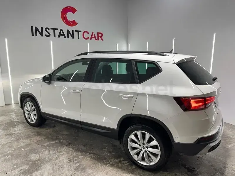 Usado Seat Ateca Style 110 CV (80 kW) 2021 Blanco SUV