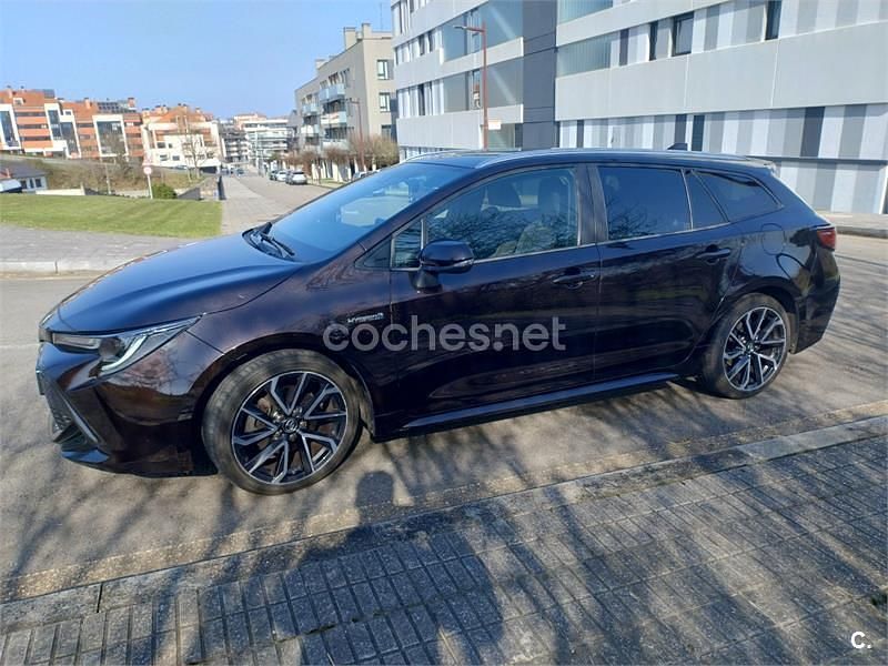 Usado Toyota Corolla Sport 180 CV (132 kW) 2020 Marrón Familiar
