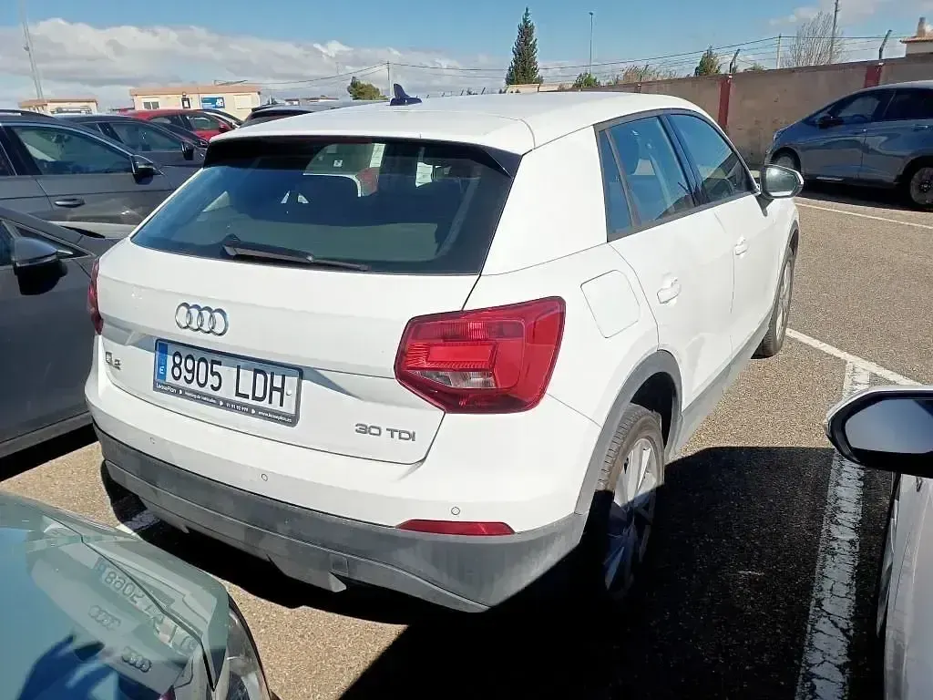 Usado Audi Q2 Advanced Plus 116 CV (85 kW) 2019 Blanco SUV