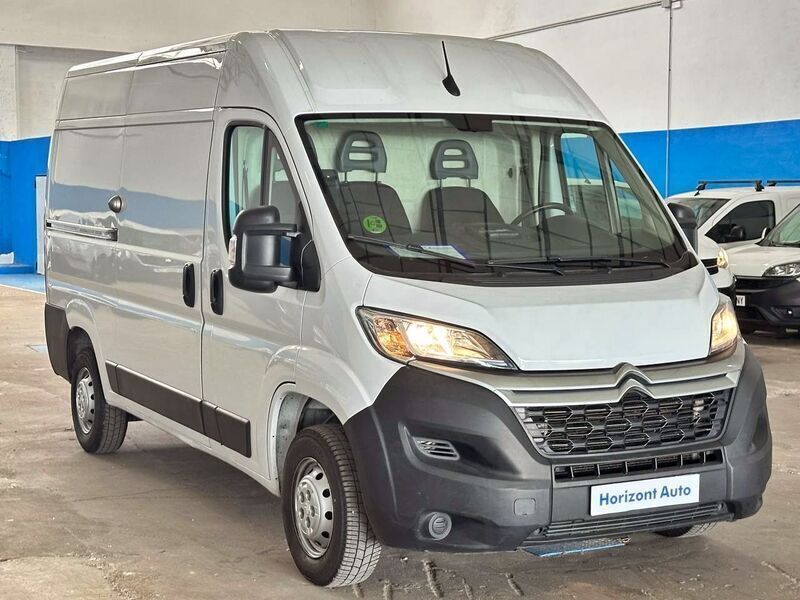 Usado Citroën Jumper 140 CV (102 kW) 2021 Blanco Monovolumen