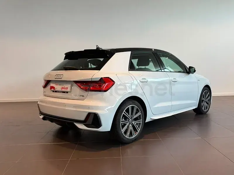 Usado Audi A1 Sportback 116 CV (85 kW) 2019 Blanco Utilitario