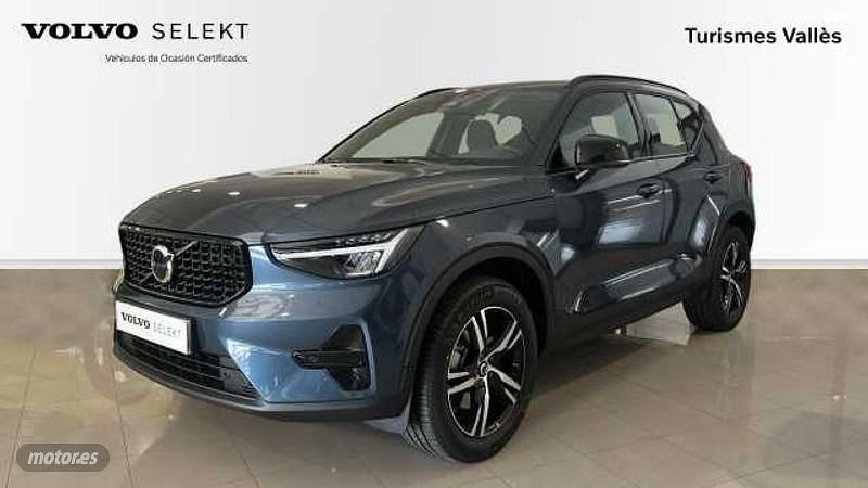 Usado Volvo XC40 Plus 2025 Azul SUV
