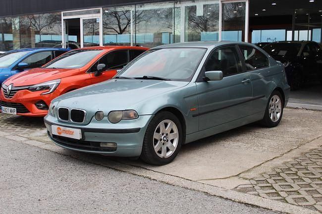 Usado BMW 320 149 CV (109 kW) 2002 Gris Berlina