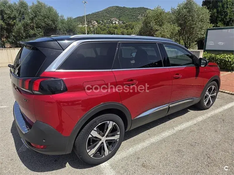 Usado Peugeot 5008 GTi 180 CV (132 kW) 2020 Rojo SUV