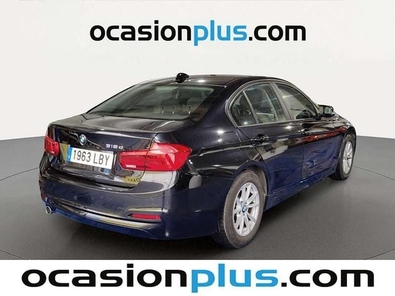 Usado BMW 318 150 CV (110 kW) 2019 Negro Berlina