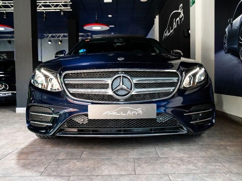 Usado Mercedes E350 299 CV (219 kW) 2019 Azul Berlina