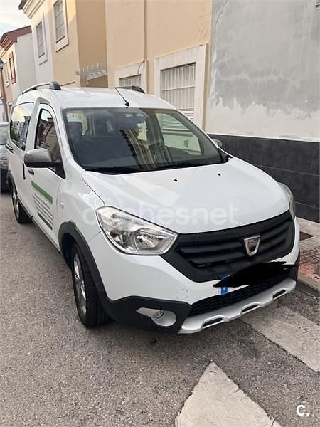 Usado Dacia Dokker Stepway 90 CV (66 kW) 2015 Blanco Monovolumen
